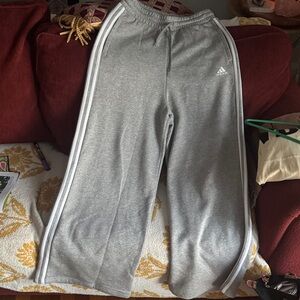 Adidas (W 3S FL WIDE PT) Women’s Gray Wide Leg Sweatpants Medium NWT